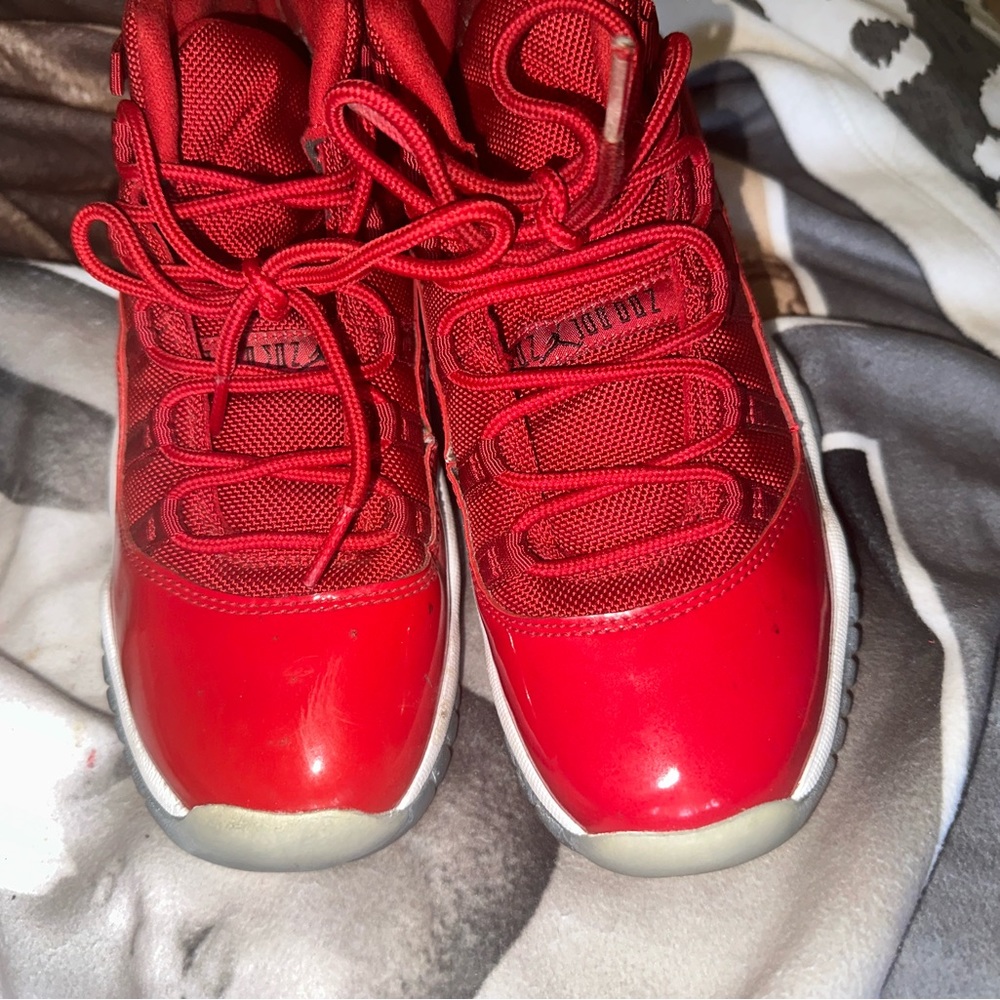 2 pair of used Jordan’s size 6y